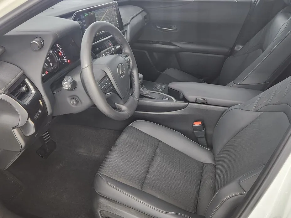 Lexus UX 2024 из KR, фото 6