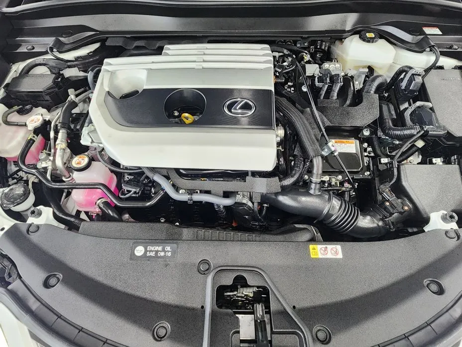 Lexus UX 2024 из KR, фото 8