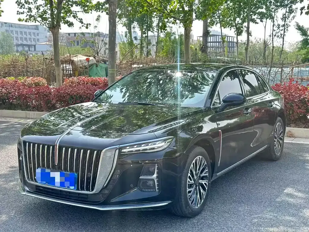Hongqi H5 — фото 1