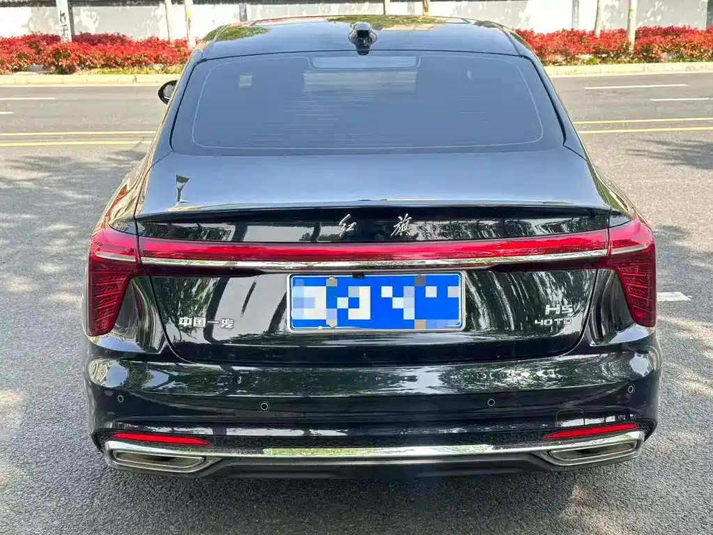 Hongqi H5 — фото 2