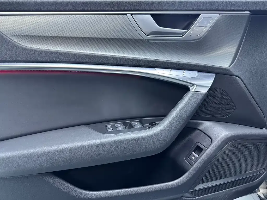 Audi A7 2024 из CN, фото 7