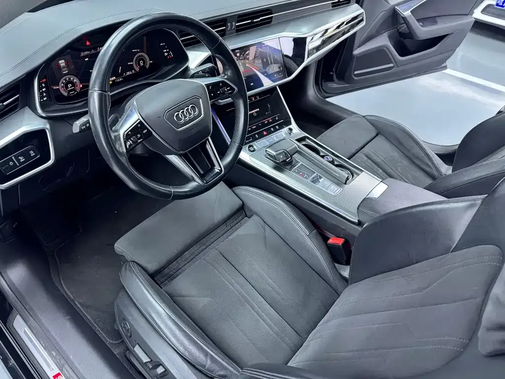Audi A7 2024 из CN, фото 9