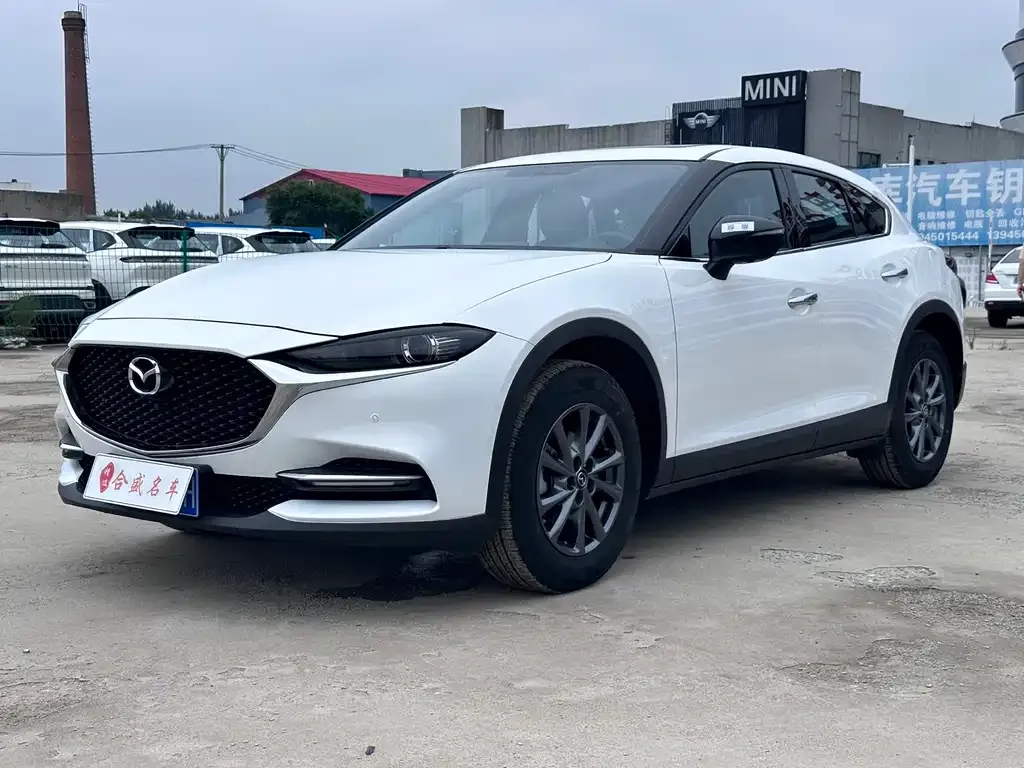 Mazda CX-4 — фото 1