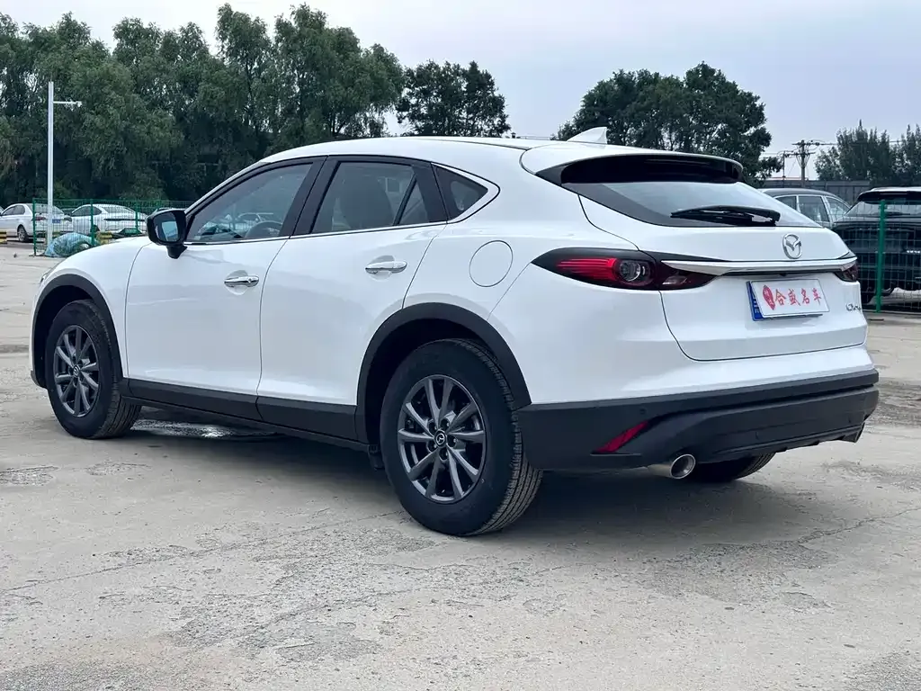 Mazda CX-4 — фото 4