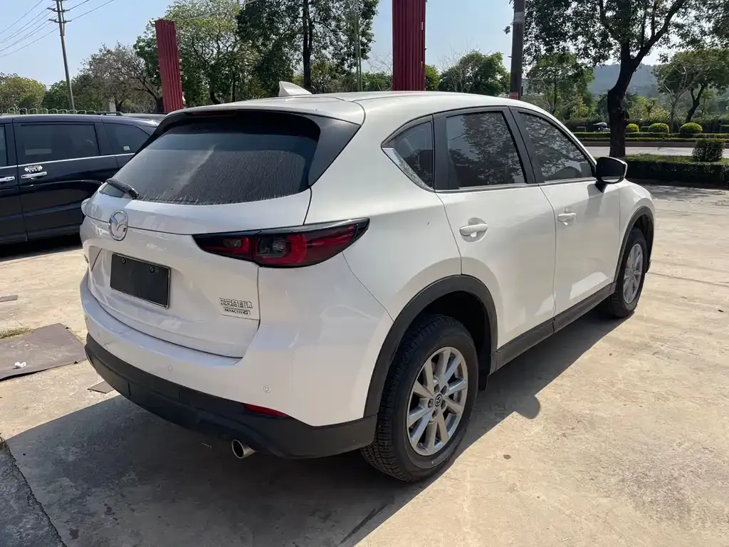 Mazda CX-5 2023 из CN, фото 9