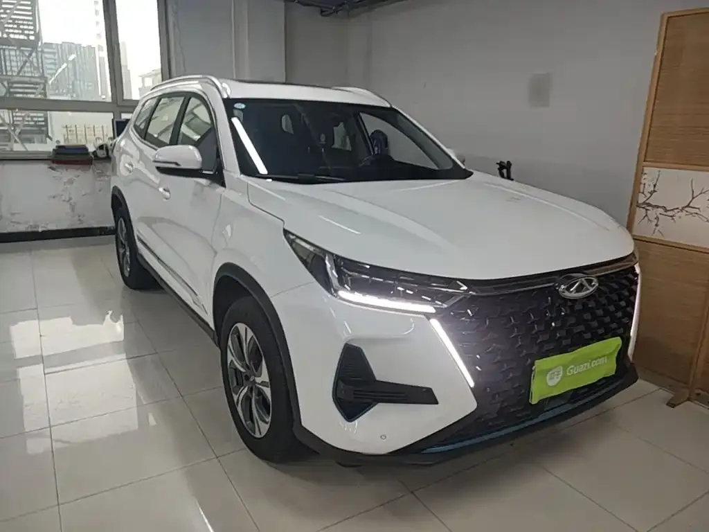 Chery Tiggo 8 PRO NEV — фото 2