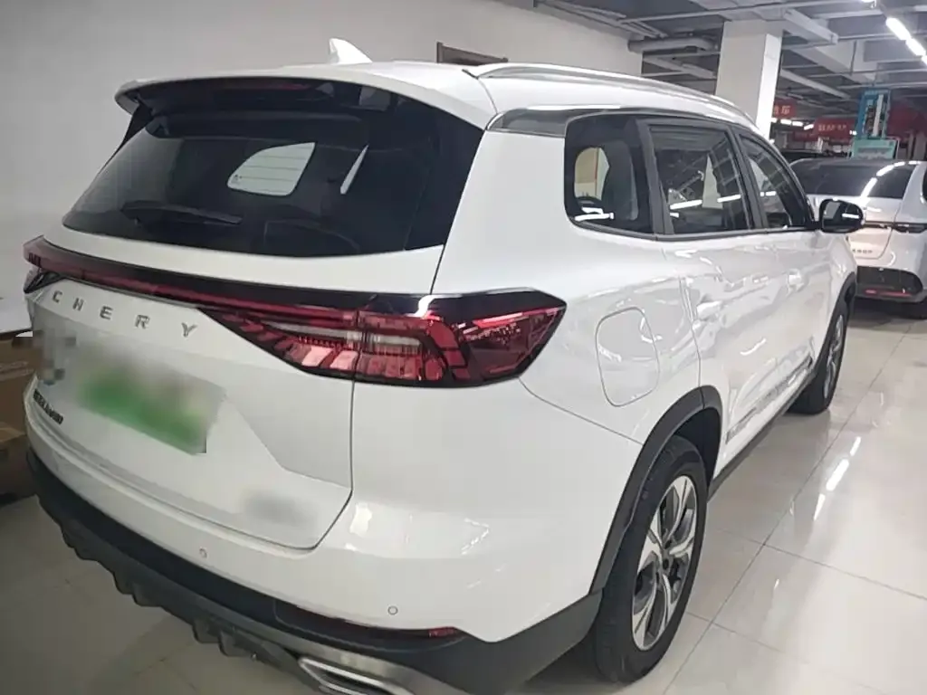 Chery Tiggo 8 PRO NEV — фото 7