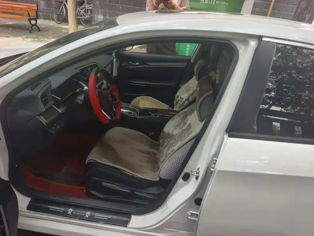Honda Civic — фото 7