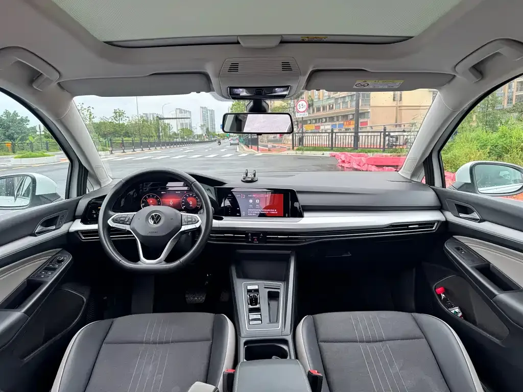 Volkswagen Golf 2022 из CN, фото 9