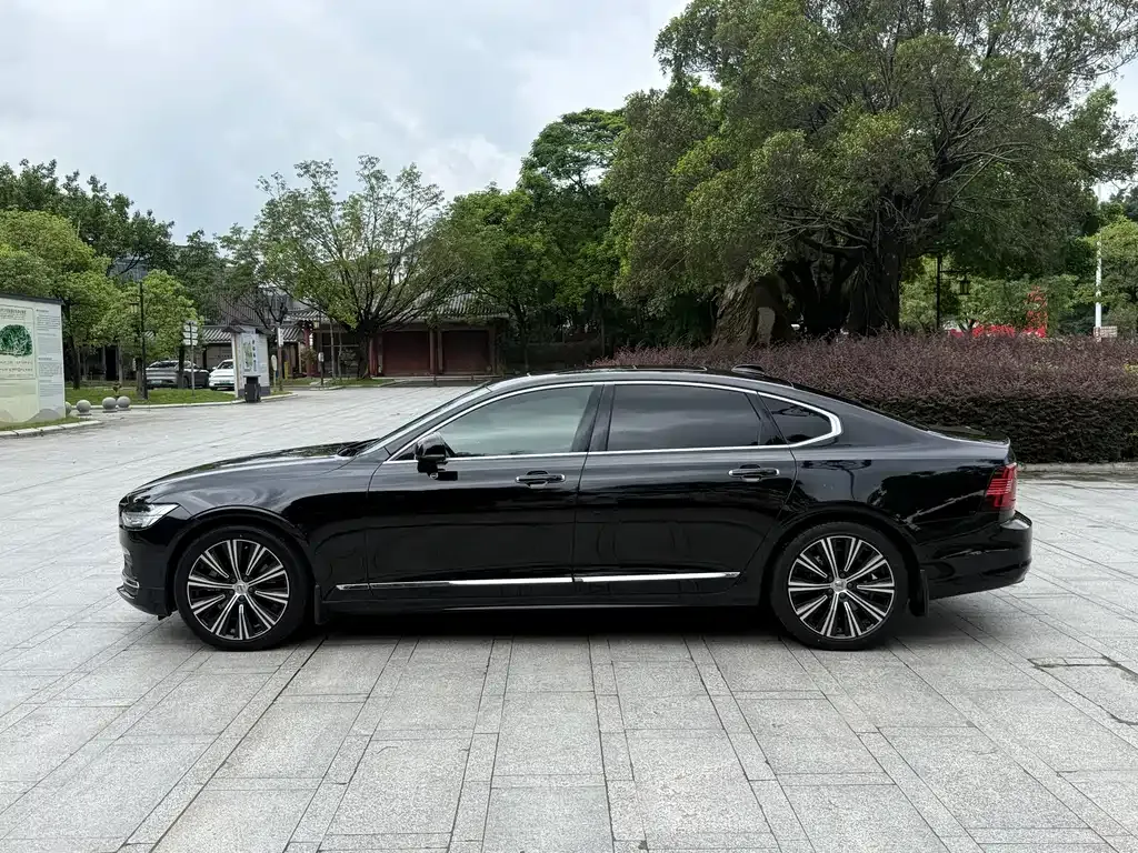 Volvo S90 — фото 6