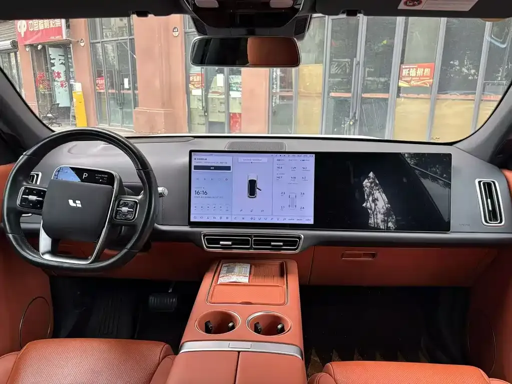 Li Auto L7 — фото 7