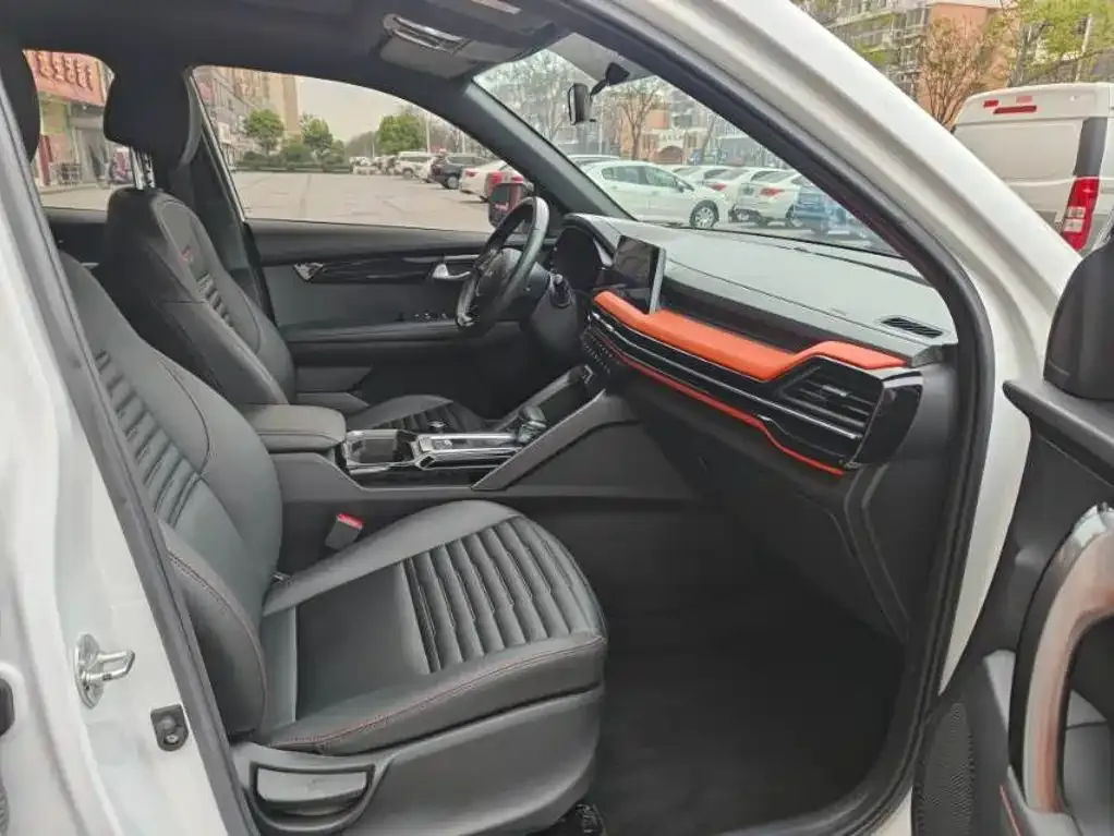 Kia Sportage — фото 7