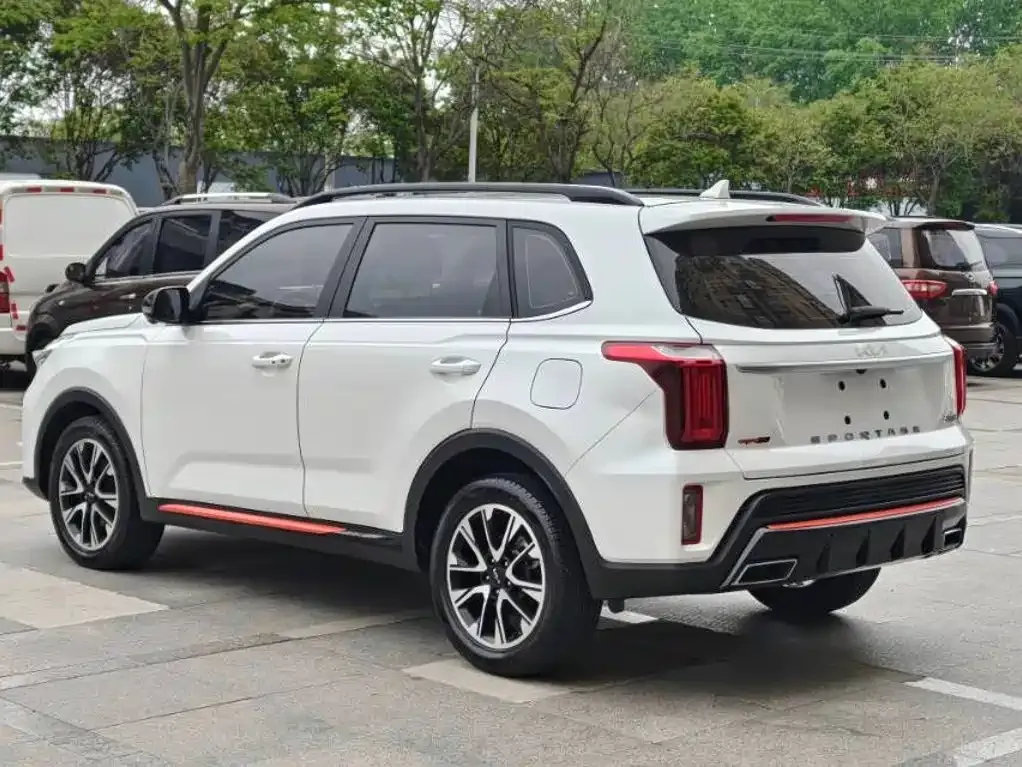 Kia Sportage — фото 9