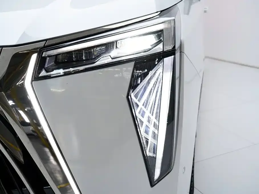 GAC Motor Trumpchi M8 — фото 7