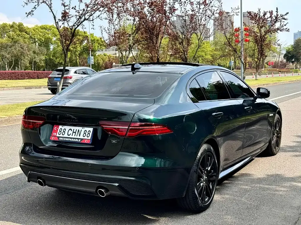 Jaguar XEL — фото 6
