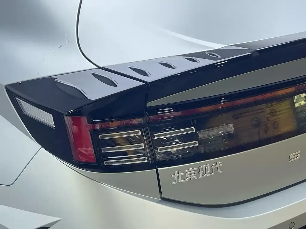 Hyundai Sonata — фото 4