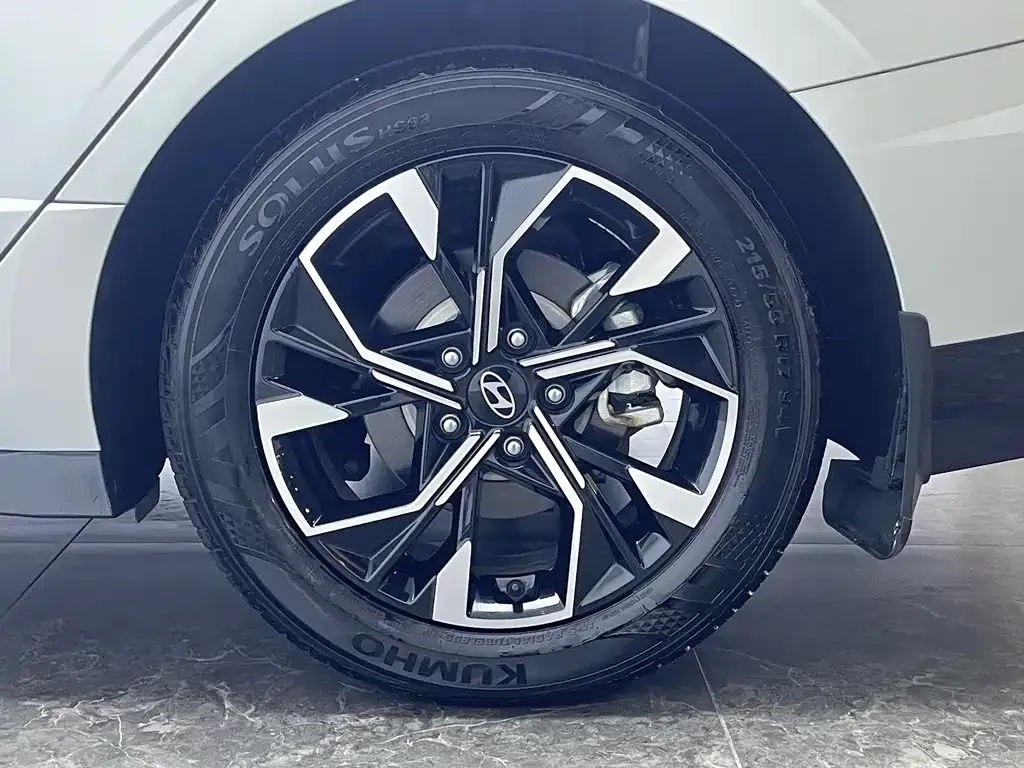Hyundai Sonata — фото 7