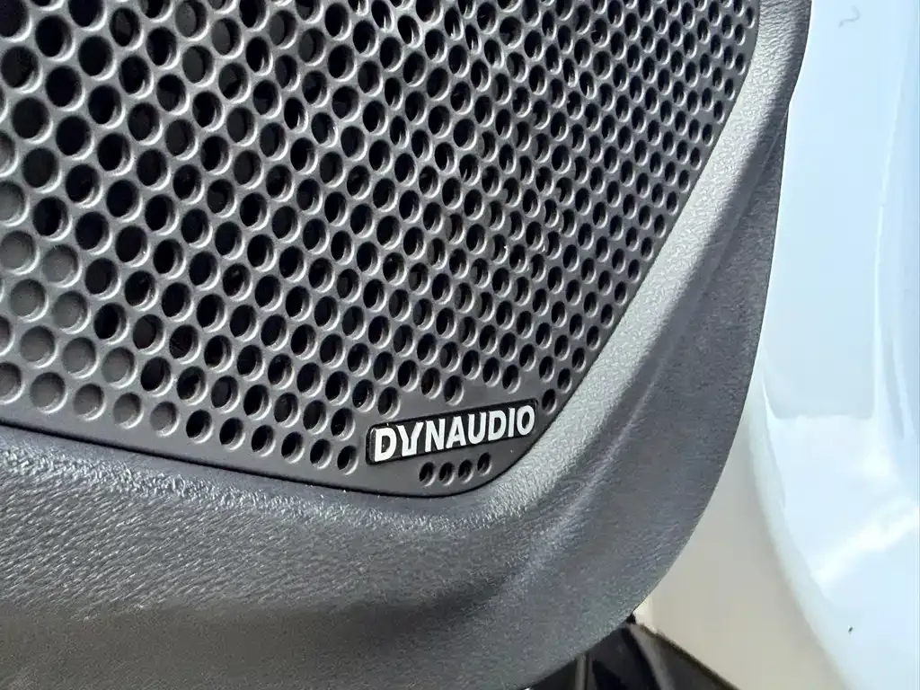 BYD Seal — фото 6
