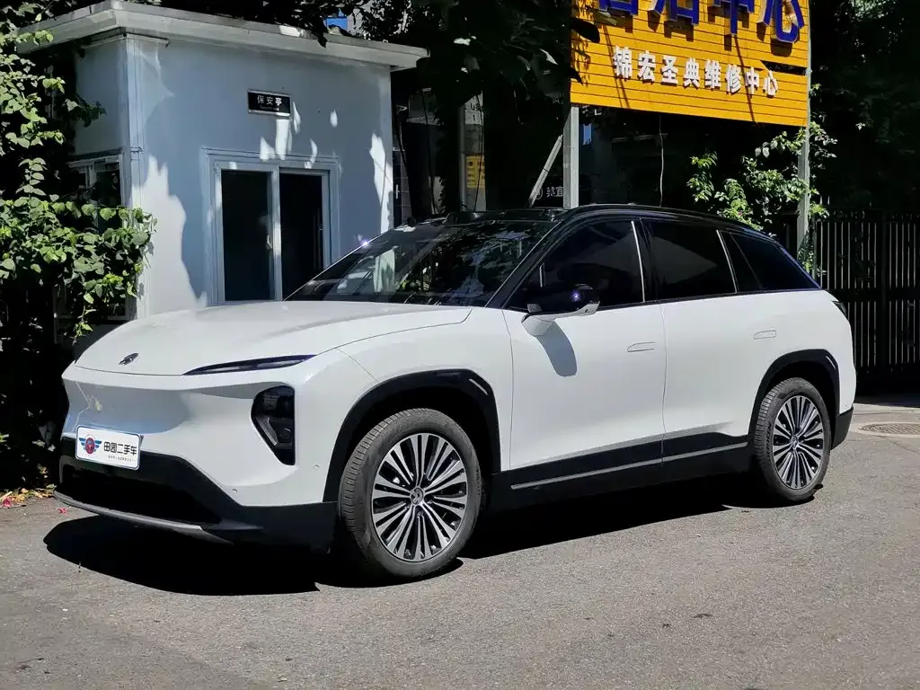 NIO ES7