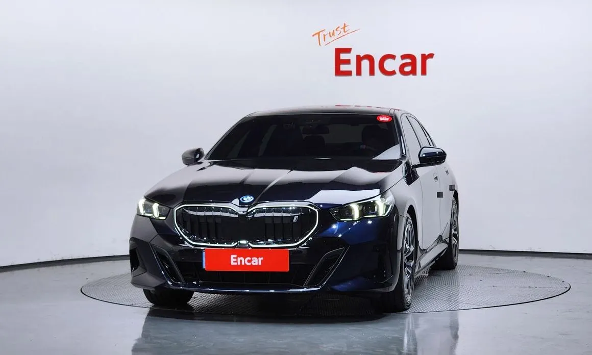 BMW i5 2026 из KR, фото 2