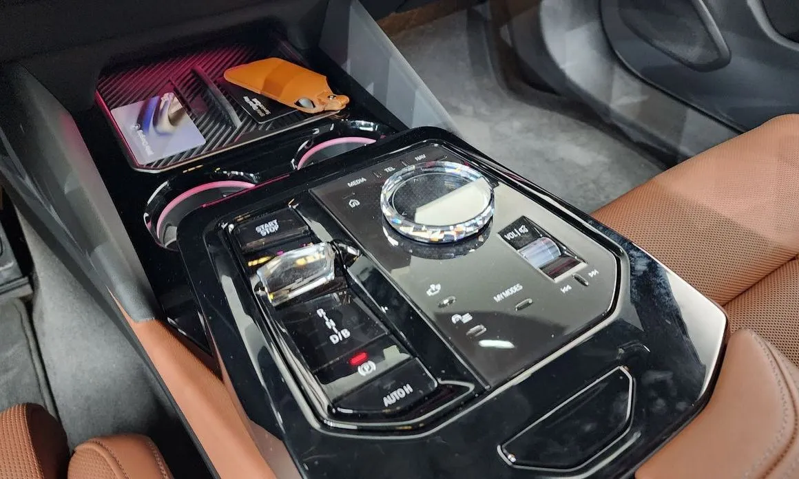 BMW i5 2026 из KR, фото 3