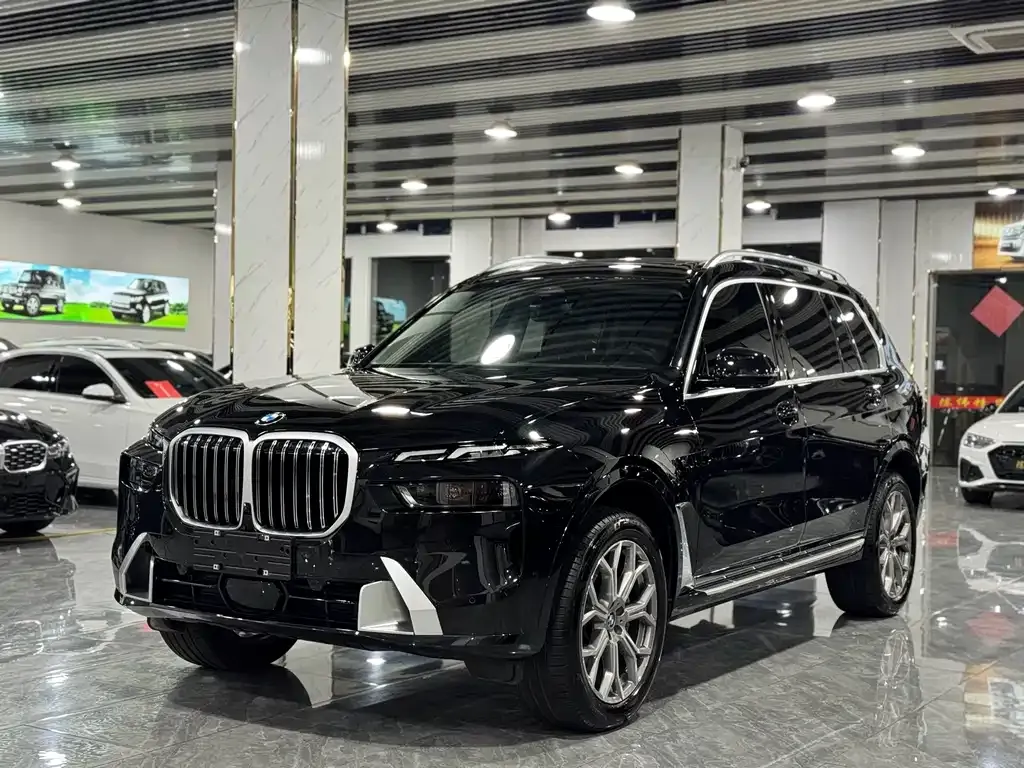 BMW X7 — фото 1