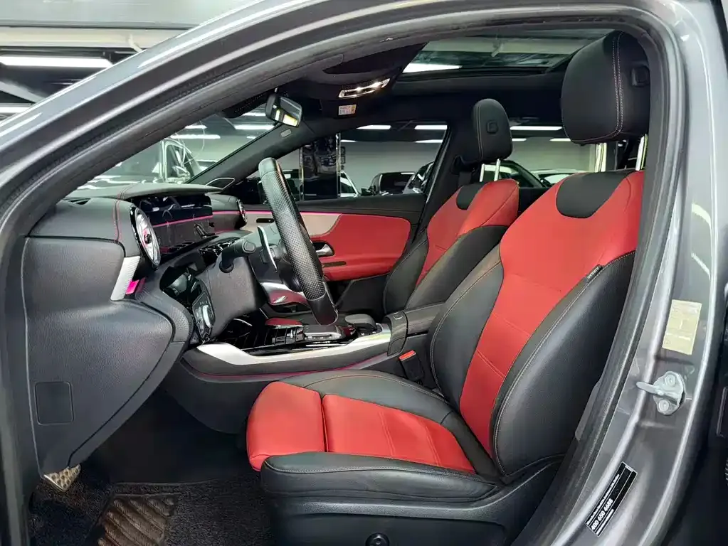 Mercedes-Benz A-Class AMG 2023 из CN, фото 4