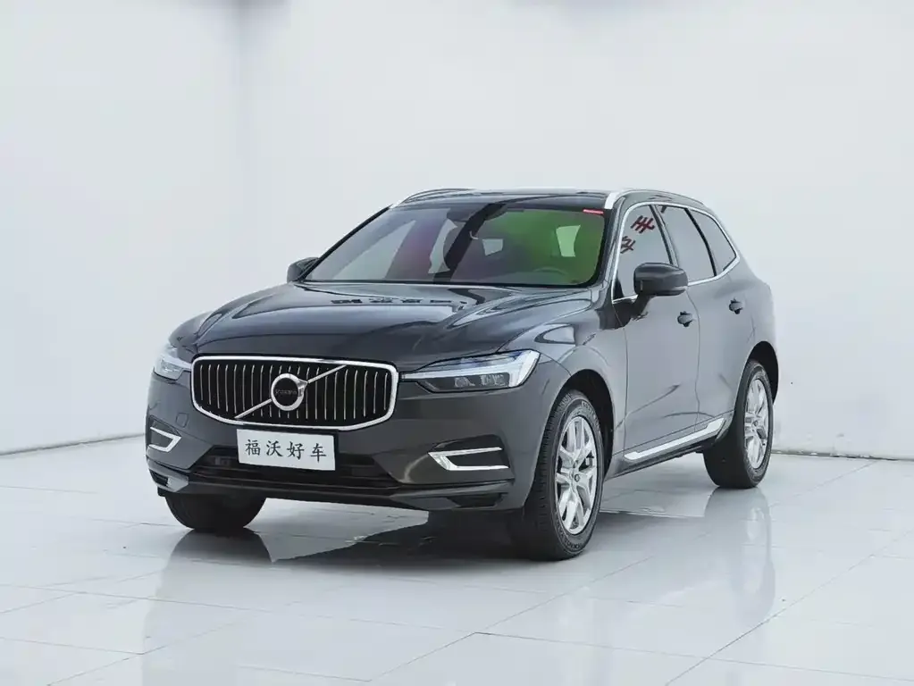 Volvo XC60 — фото 1