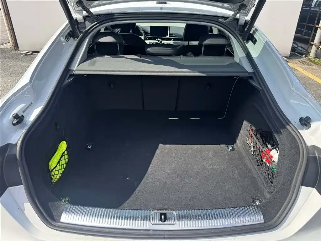 Audi A5 (Import) — фото 2
