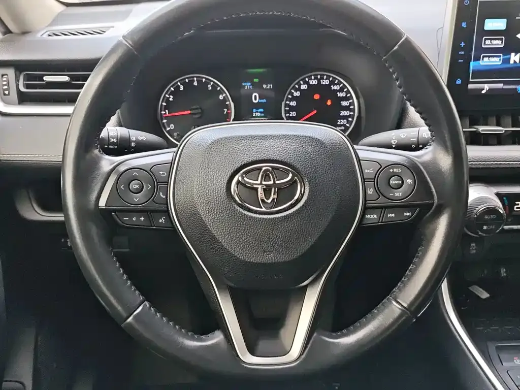 Toyota Wildlander — фото 6