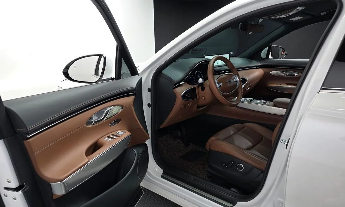 Genesis GV70 — фото 10