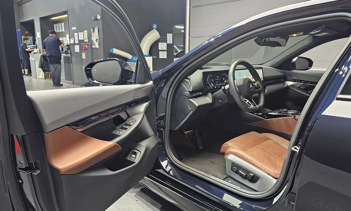 BMW 5-Series 2024 из KR, фото 7