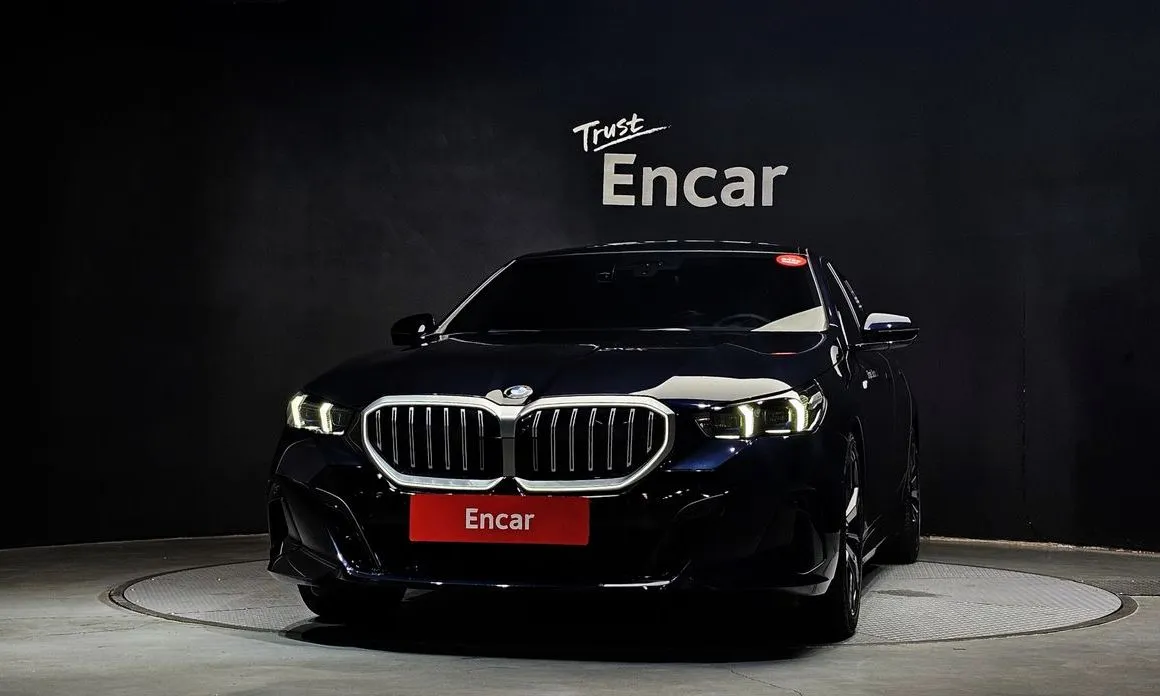BMW 5-Series 2024 из KR, фото 4