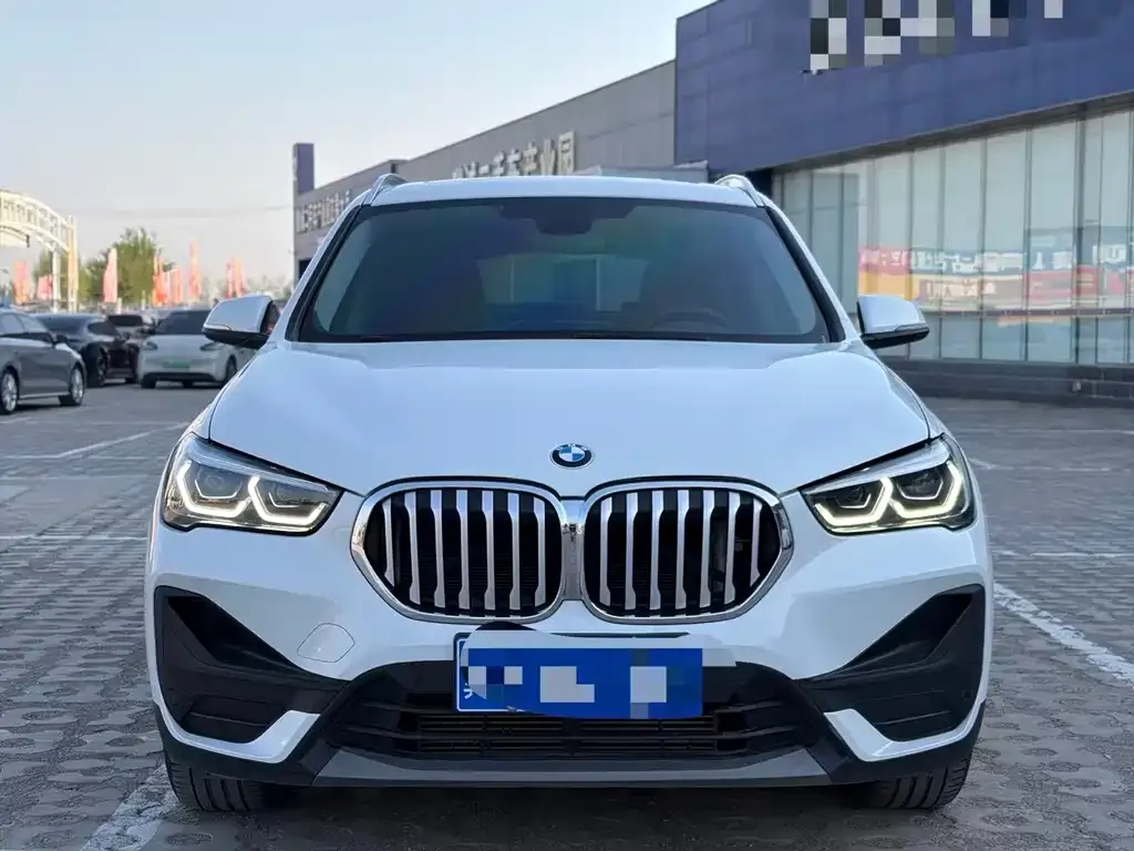 BMW X1 — фото 3