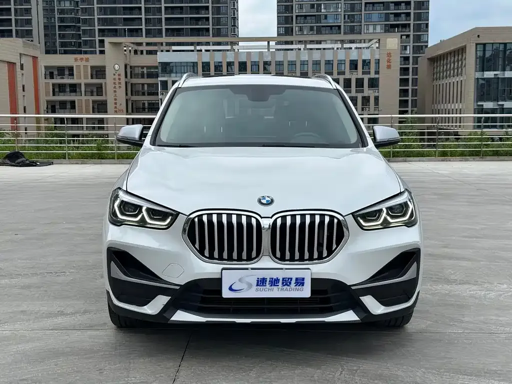 BMW X1 — фото 7