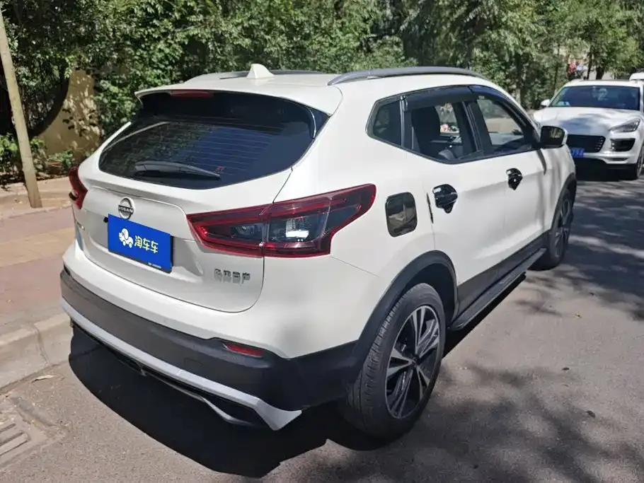 Nissan Qashqai — фото 9