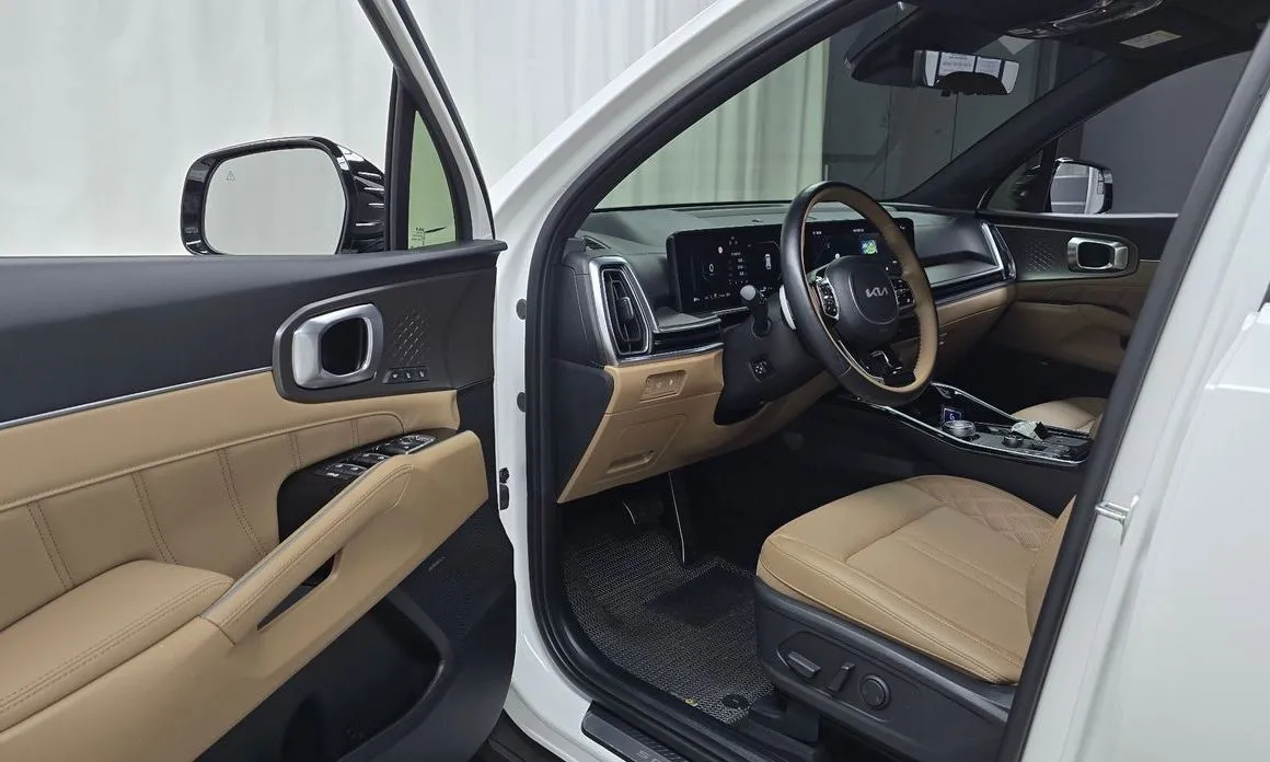 Kia Sorento — фото 5