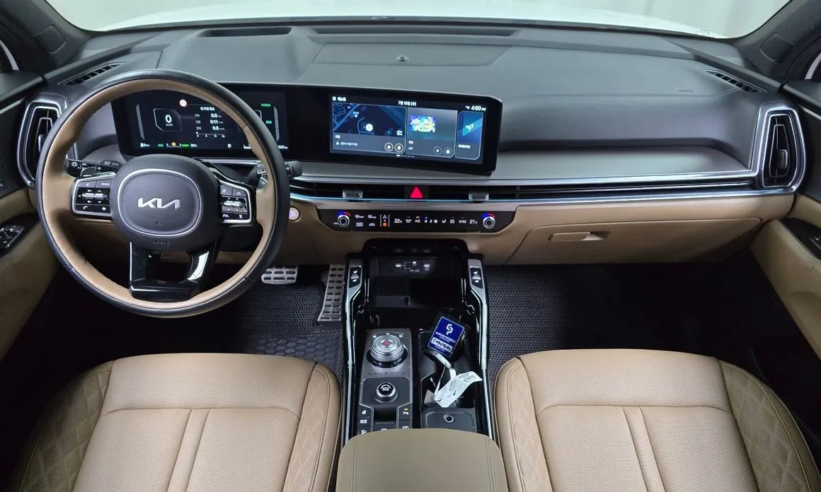 Kia Sorento — фото 7