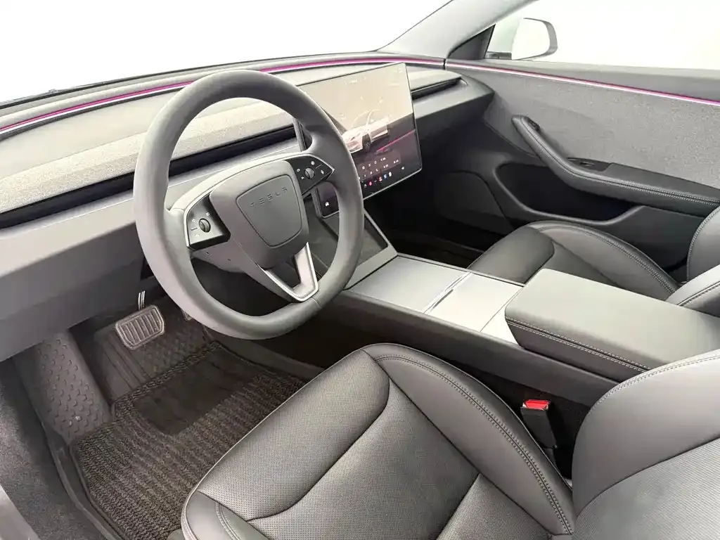 Tesla Model 3 — фото 5