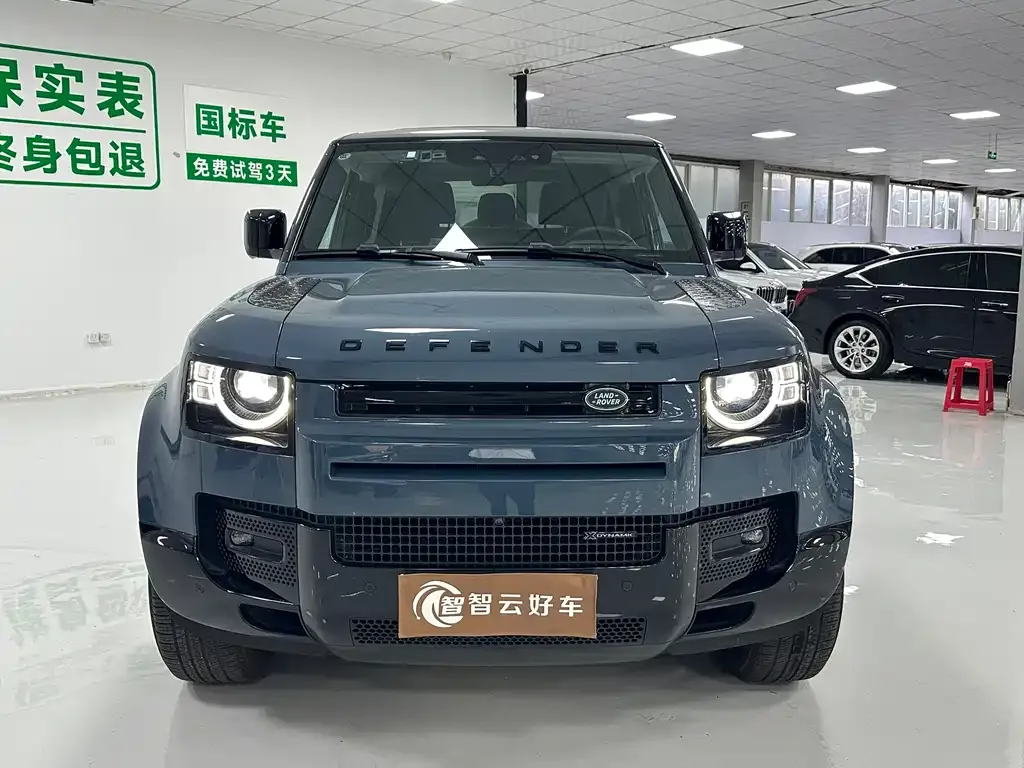 Land Rover Defender — фото 2