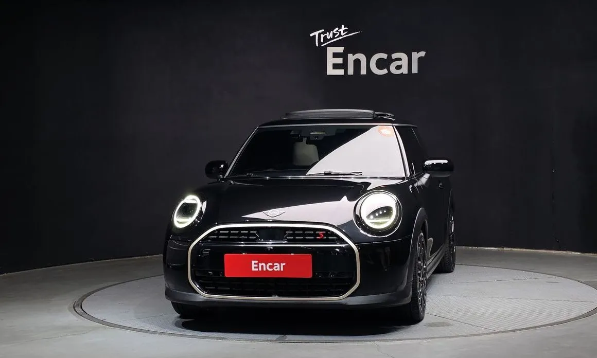 Mini Cooper 2025 из KR, фото 8