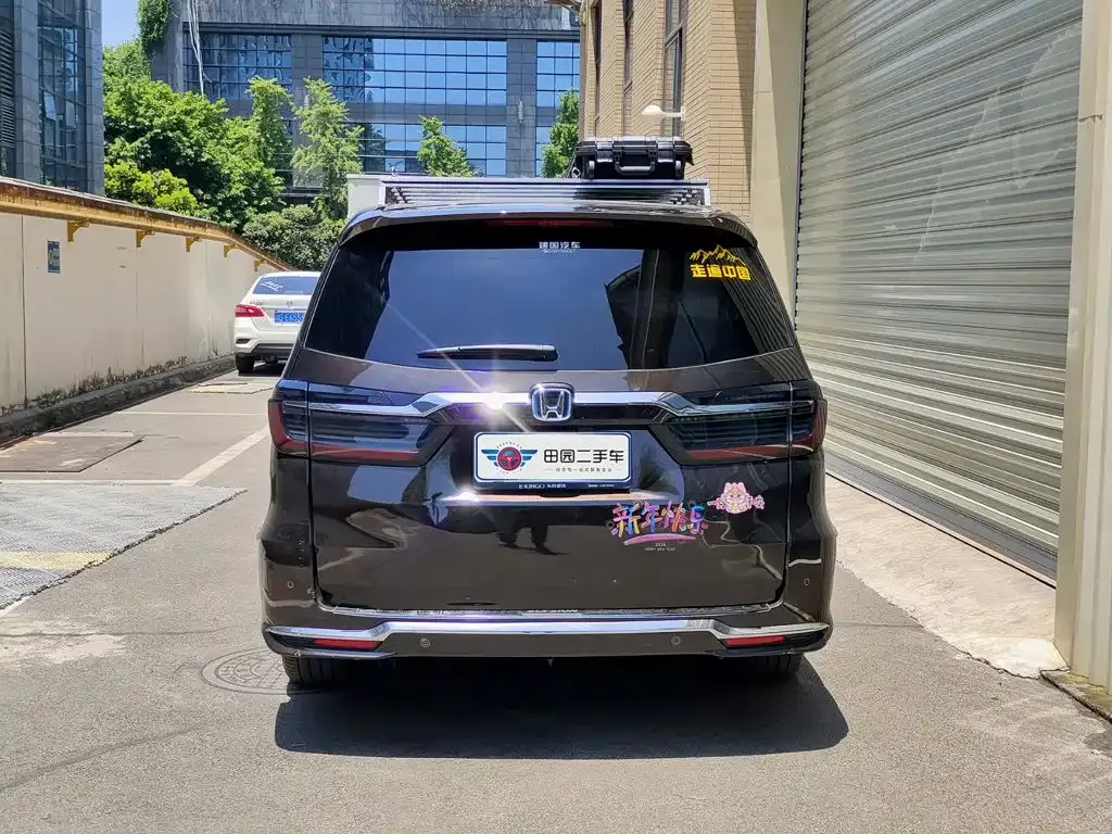 Honda Elysion — фото 8