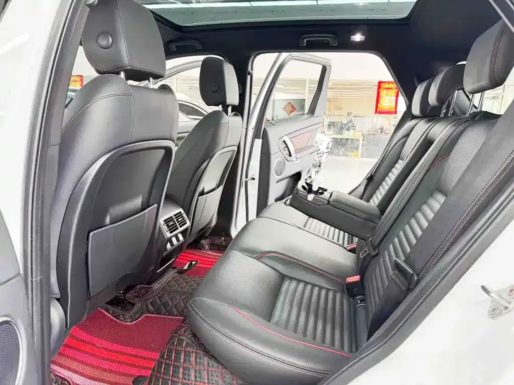 Land Rover Discovery Sport — фото 10