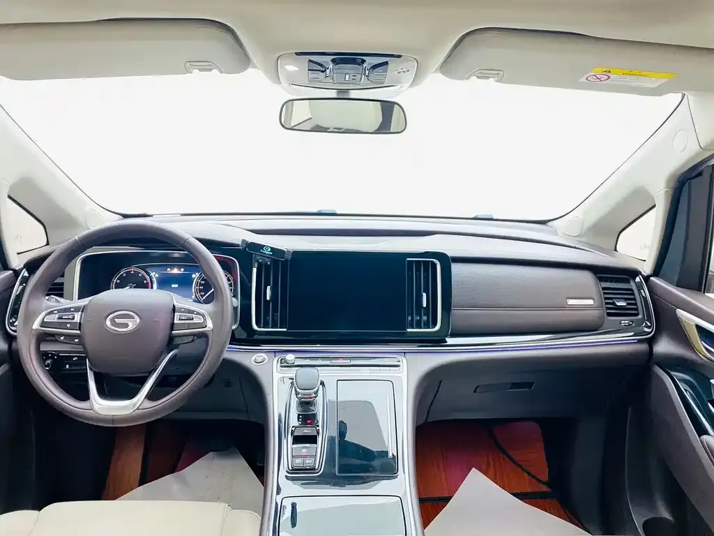 GAC Motor Trumpchi M8 — фото 6