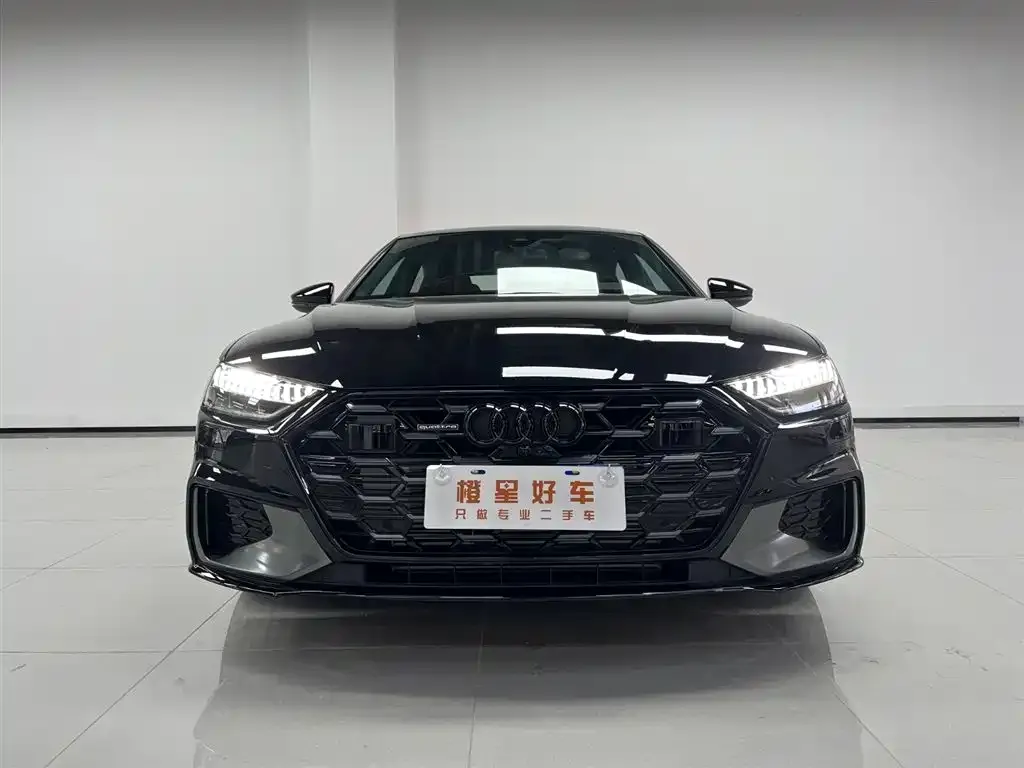 Audi A7L — фото 2