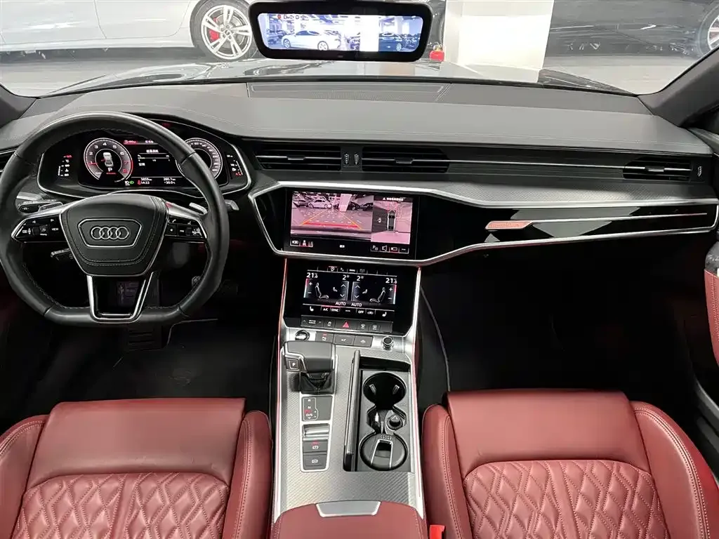 Audi A7L — фото 10