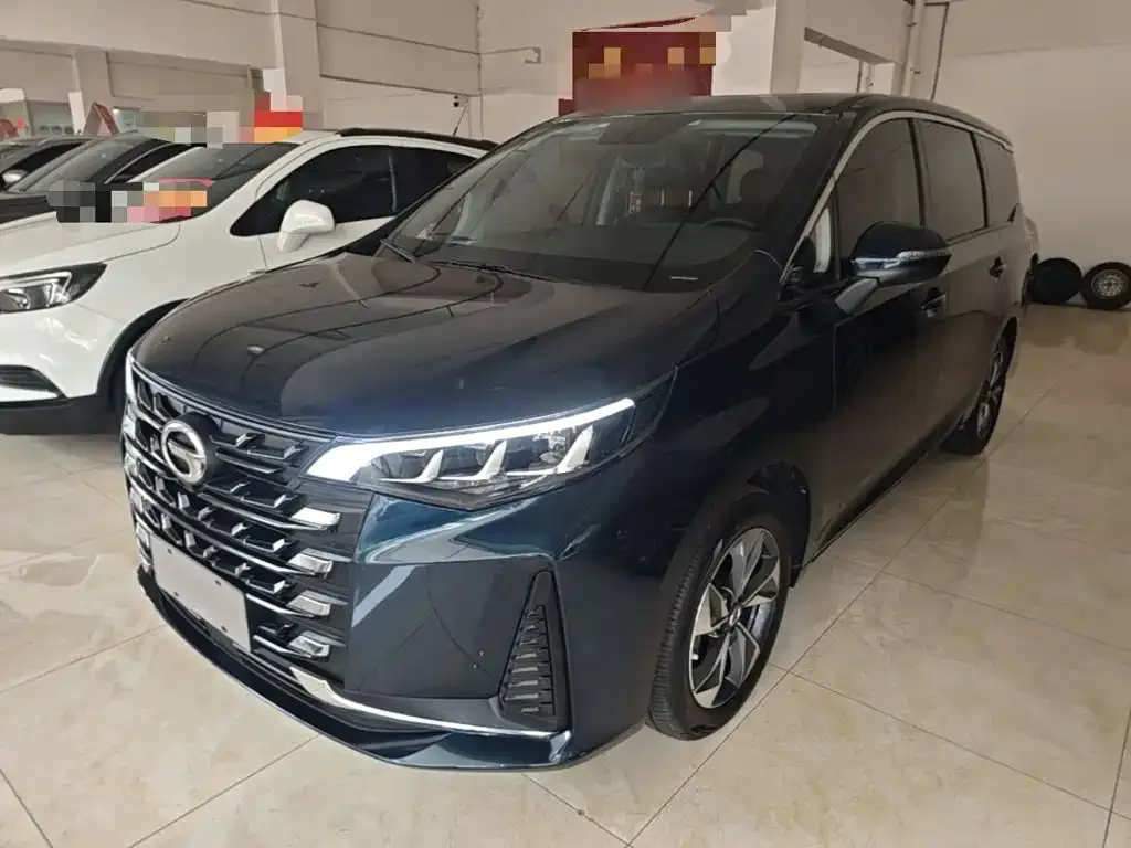 GAC Motor Trumpchi M6 — фото 10