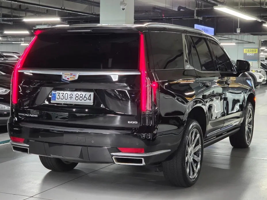 Cadillac Escalade 2023 из KR, фото 8