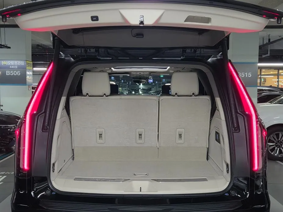 Cadillac Escalade 2023 из KR, фото 7