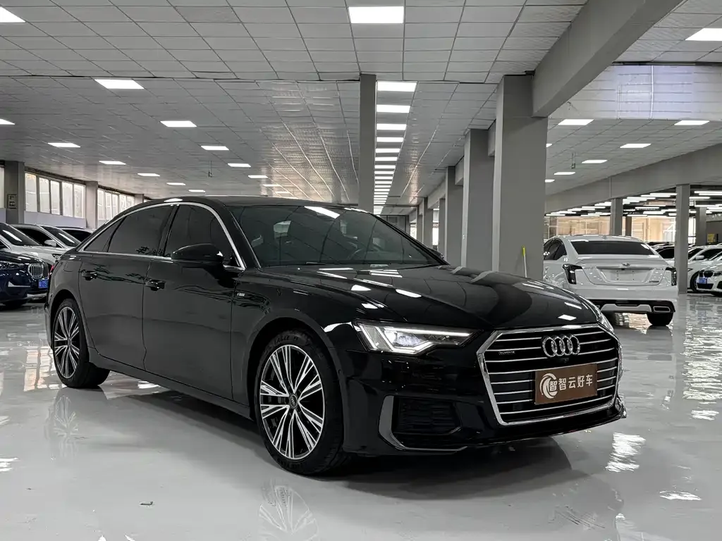 Audi A6L — фото 9